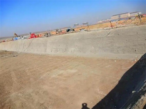 阳江高铁桩基础建设